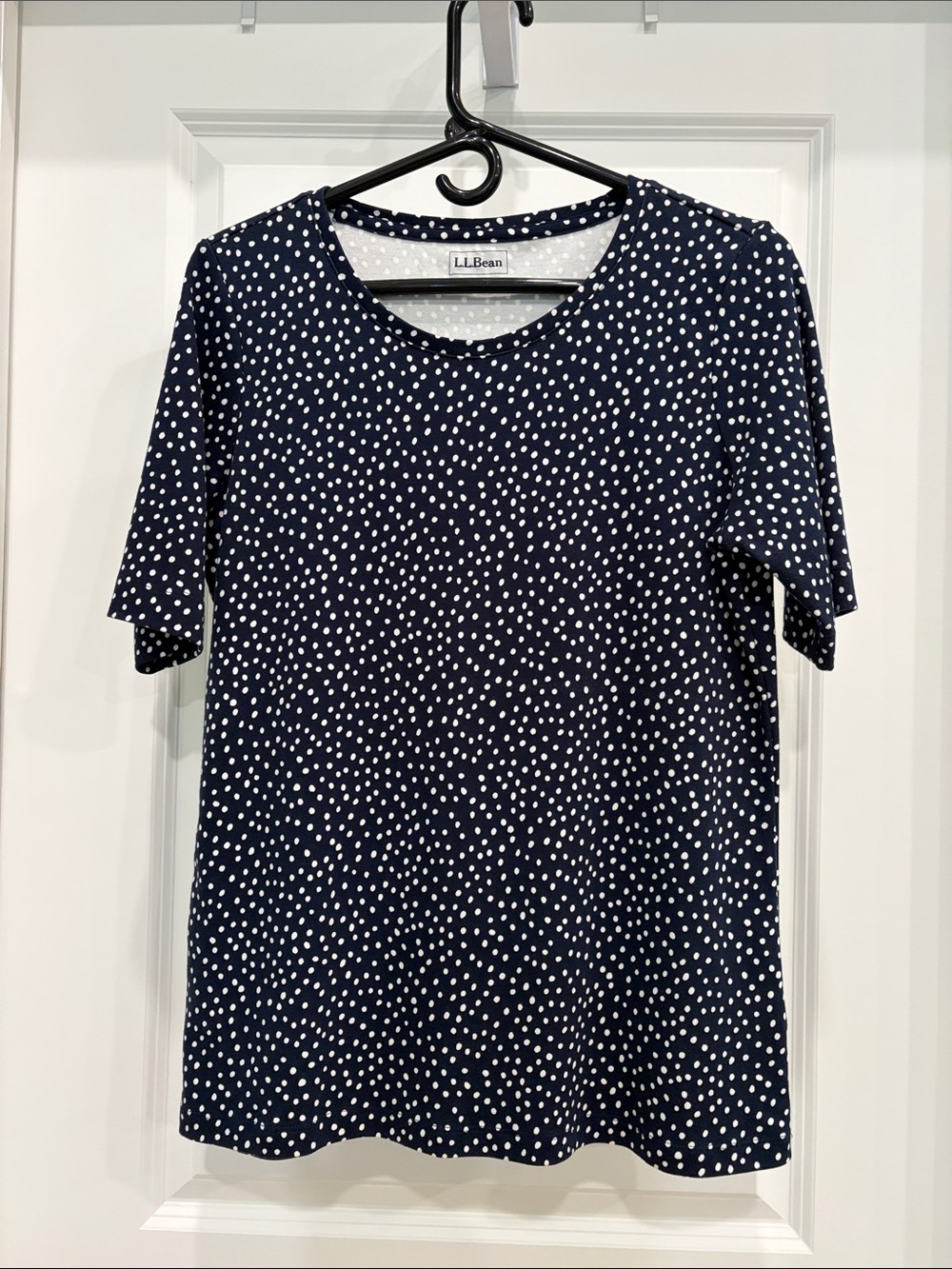 L.L. Bean Navy and White Dot Short Sleeve Tee